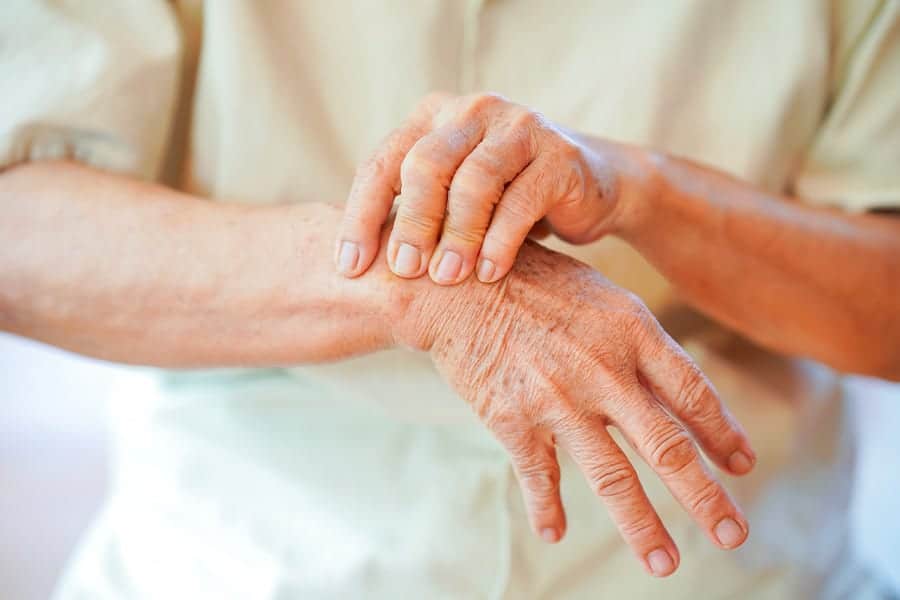 Arthroplastie trapézométacarpienne : quelles sont les complications ?